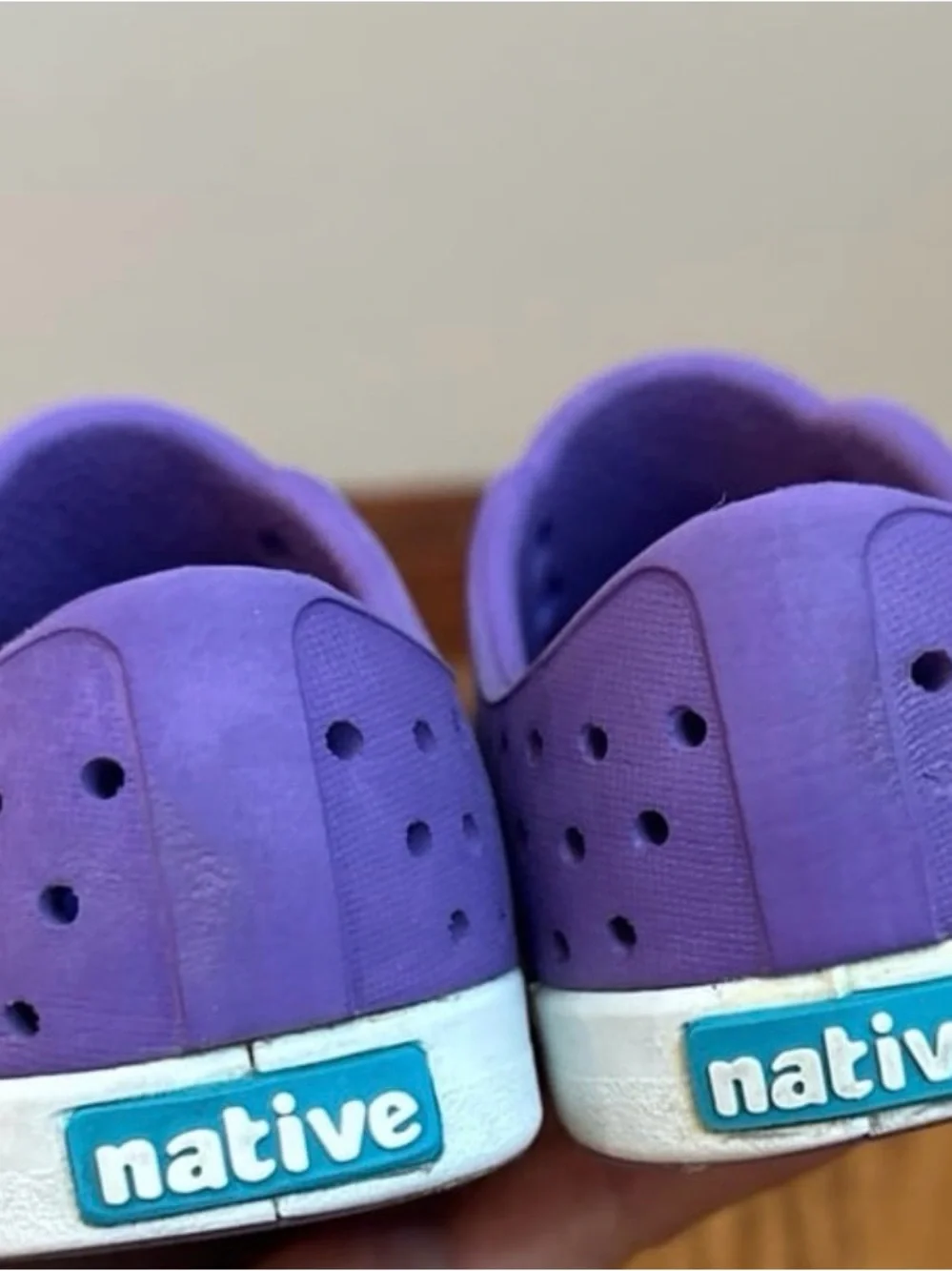 Native Slip On Shoes Girls Size 6 Purple